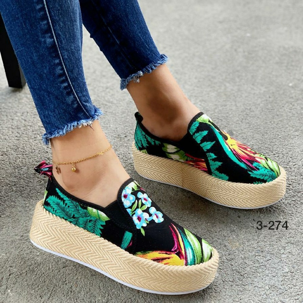Women's platform